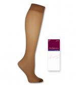 Hanes Silk Reflections Silky Sheer Reinforce Toe Knee High 